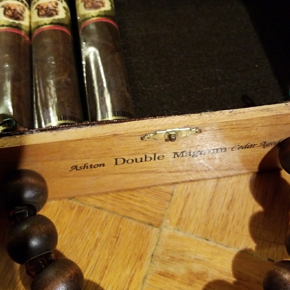 Cigar Box Handbag - Picture 6 of 6